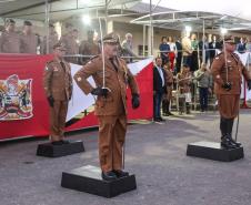 Regimento de Polícia Montada da PM celebra passagem de comando durante solenidade militar em Curitiba