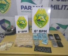 PM de Cascavel apreende mais de R$ 26 mil em dinheiro, além de drogas; dois homens foram presos