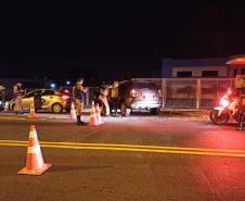  Com a Operação Ímpetus, PM apreende 16 veículos e encaminha cinco pessoas em Colombo (PR)