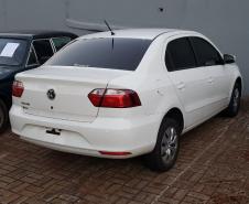 Em Londrina (PR), PM prende trio, recupera carro e apreende papelotes de crack após denúncia