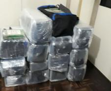 Em Paranaguá (PR), PM intercepta carreta com 354 quilos de cocaína que iria para o exterior