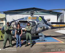 Aeronave da PM auxilia no transporte de vacinas contra a gripe em locais distantes do Paraná