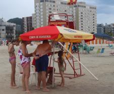 Mortes por afogamento caem 53,3% nas praias do Paraná durante a temporada de verão