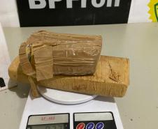 Em ocorrências distintas, BPFron apreende drogas e mercadorias contrabandeadas no Oeste do estado