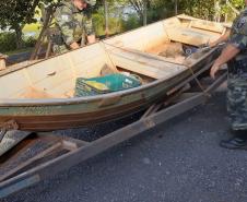 Polícia Ambiental flagra dupla pescando com redes em represa no Norte Pioneiro do estado