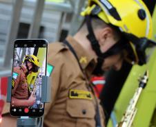 Bombeiros e Banda de Música da PM levam música a moradores em isolamento social em Curitiba