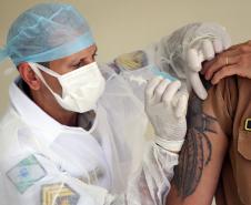 HPM disponibiliza vacinas da gripe para servidores da Secretaria da Segurança em Curitiba