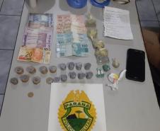 PM encaminha 10 pessoas e apreende mais de 1,2 quilo de drogas no Norte do estado