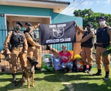 BPFron arrecada uma tonelada de ração por meio de troca por máscaras com a marca da unidade no Oeste do estado