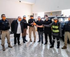 Batalhão de Trânsito promove blitz de conscientização ao Maio Amarelo na Linha Verde, em Curitiba