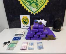 Operação Tático Móvel aprende mais de 11 quilos de drogas e aborda mais de 500 pessoas em Curitiba