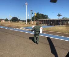 Aeronave do BPMOA percorre Interior do estado para distribuir vacinas contra a H1N1