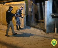 “Operação Resgate” é desencadeada em Castro (PR) e armas de fogo, drogas e veículos são apreendidos