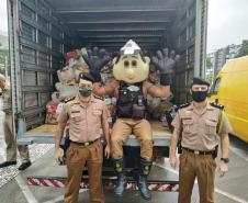 Polícia Militar e Corpo de Bombeiros participam da campanha Cesta Solidária do Governo do estado