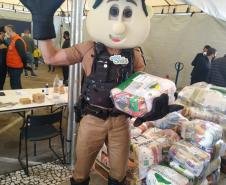 Polícia Militar e Corpo de Bombeiros participam da campanha Cesta Solidária do Governo do estado