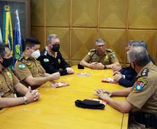 Comandante-Geral da PM recebe com Prefeito e Secretário de Esporte e Lazer de São José dos Pinhais em Curitiba
