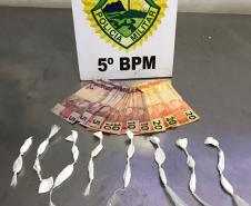 PM encaminha cinco pessoas e apreende 595 porções de drogas em situações distintas no Norte do estado