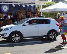 Colégio da PM arrecada 1,5 tonelada de alimentos em Drive Thru Solidário na Capital do estado