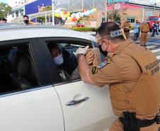 Colégio da PM arrecada 1,5 tonelada de alimentos em Drive Thru Solidário na Capital do estado