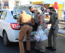 Colégio da PM arrecada 1,5 tonelada de alimentos em Drive Thru Solidário na Capital do estado