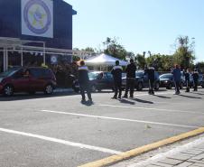 Colégio da PM arrecada 1,5 tonelada de alimentos em Drive Thru Solidário na Capital do estado