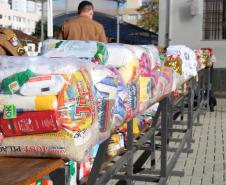Colégio da PM arrecada 1,5 tonelada de alimentos em Drive Thru Solidário na Capital do estado
