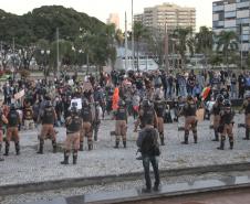 Manifestação Praça Santos Andrade e Palácio Iguaçu