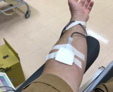 Policiais militares fazem doação de sangue coletiva no Norte do estado pelo Dia Mundial do Doador de Sangue