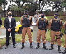 Policiais militares são homenageados por atuação em situação de cárcere privado em Capitão Leônidas Marques (PR)