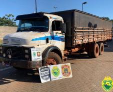 BOPE e BPFron flagram contrabando e apreendem R$ 4 milhões em cigarros em Guaíra, no Oeste do estado