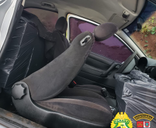 BPRv apreende carro carregado com cigarros contrabandeados no Oeste do estado