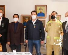 Governador agradece trabalho dos bombeiros do Paraná