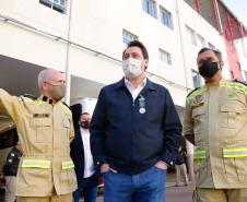 Governador agradece trabalho dos bombeiros do Paraná