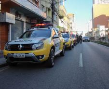 Operação fecha comércio e apreende contrabando em Curitiba