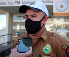 Bebê de 10 dias engasgado com leite é socorrido por policiais militares do BPTran, em Curitiba