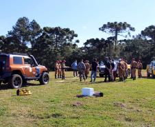 BPRv promove treinamento em caminhonete 4x4 para policiais militares e agentes de trânsito em Quatro Barras, na RMC