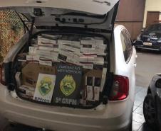 No Oeste do estado, PM prende homem e apreende três carros carregados com cigarros contrabandeados