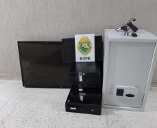 BOPE apreende pistolas e recupera van roubada na Capital
