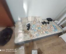 PM descobre laboratório de drogas e prende dois envolvidos no Botiatuvinha, em Curitiba