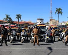 Inédito desfile motorizado da PM passa por cartões-postais da capital em alusão aos 166 anos da Corporação
