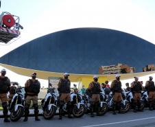 Inédito desfile motorizado da PM passa por cartões-postais da capital em alusão aos 166 anos da Corporação