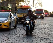 Inédito desfile motorizado da PM passa por cartões-postais da capital em alusão aos 166 anos da Corporação