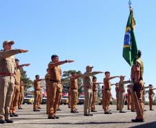 No aniversário de 166 anos da PM, novas viaturas e formatura de soldados marcam solenidade na APMG, em São José dos Pinhais (PR)