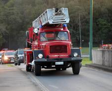 Inédito desfile motorizado da PM passa por cartões-postais da capital em alusão aos 166 anos da Corporação