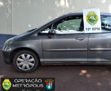 Seis carros são recuperados e outro carregado com cigarros é apreendido pela PM durante a Operação Metrópolis
