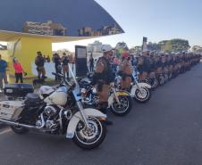 Inédito desfile motorizado da PM passa por cartões-postais da capital em alusão aos 166 anos da Corporação