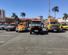 Inédito desfile motorizado da PM passa por cartões-postais da capital em alusão aos 166 anos da Corporação