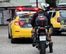 Mais de 300 policiais militares estão nas ruas da região Central da Capital pela Operação Saturação