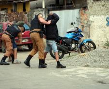 Mais de 300 policiais militares estão nas ruas da região Central da Capital pela Operação Saturação