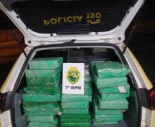 No Noroeste do estado, PM apreende 170 quilos de maconha, arma e contrabandos